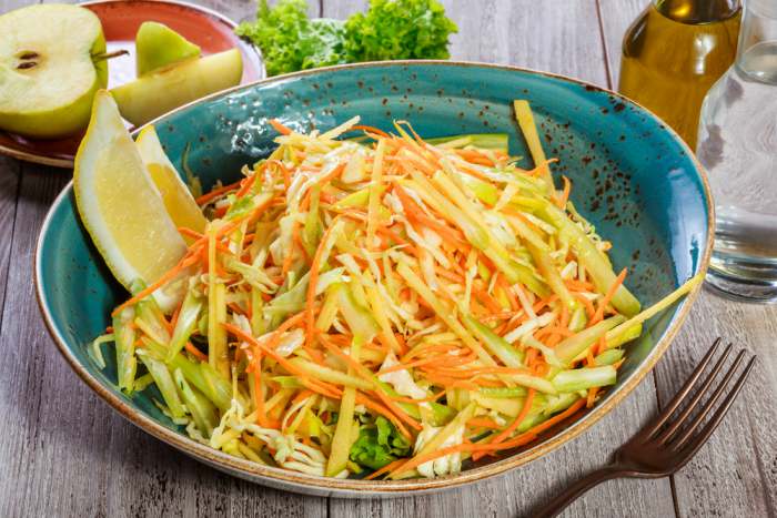 Ensalada de col y manzana 2