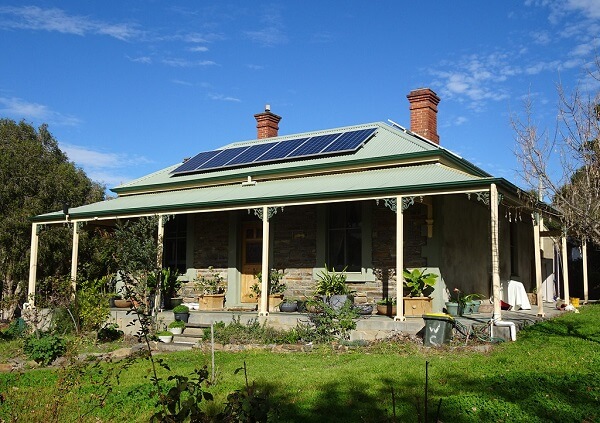 solar panel rural 600