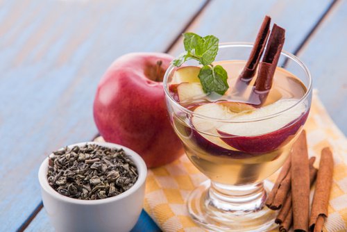 agua manzana y canela