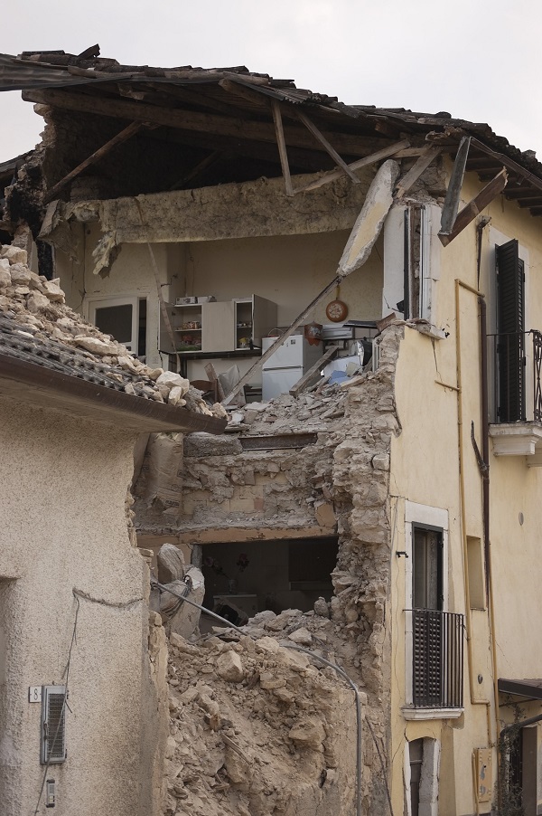 pixabay tearthquake